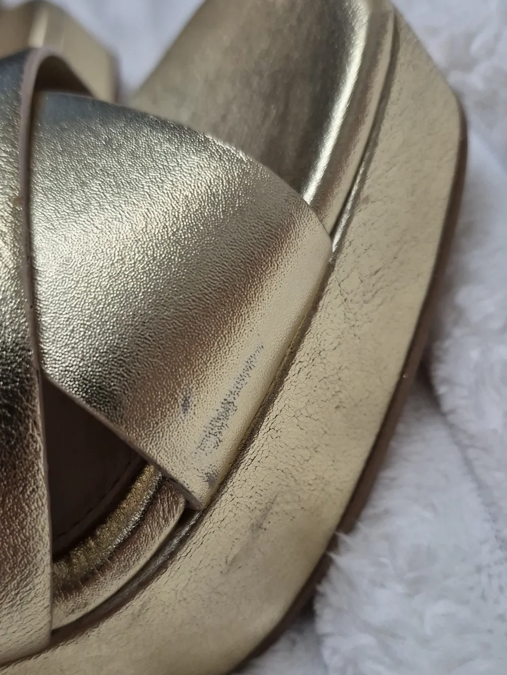Seychelles Los Angeles Gold Leather Heeled Platform Sandals Womens Sz 8 M